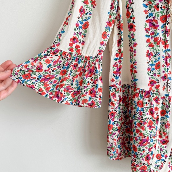 ANTHROPOLOGIE • Maeve Hiver Floral Blouse - Picture 4 of 10